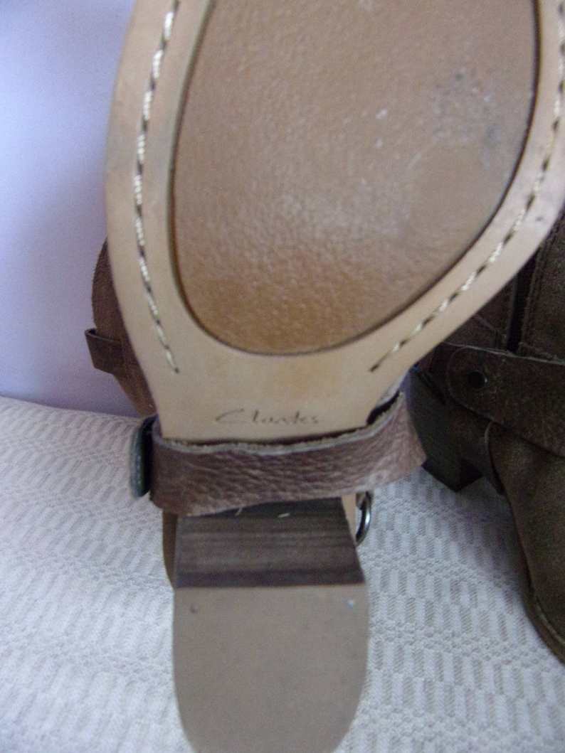 Vintage Women/'s Boots Brand CLARKS BootsBrown Leather BootsCowboy BootsSuede Leather BootsSize EU 36 UK 3,5