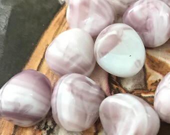 Vintage Pearlescent Lilac and White Three Sided Striped Glass Beads (19)