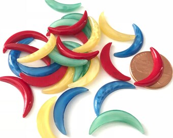 Vintage Glass Crescent Moon Cabochons // Tusk Horn Glass Cabochons