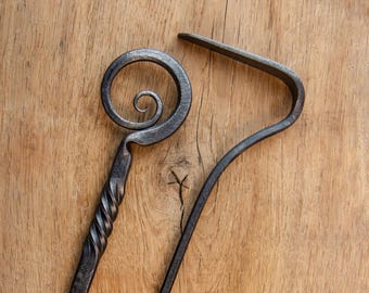 Atizador de chimenea de hierro forjado a mano con soporte de pared opcional, herramienta rústica para chimenea.