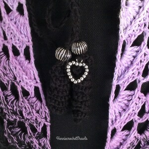 Scarf, shawl, gift for her, crochet, bridal party, lace crochet shawl with clasp, gift tip.
