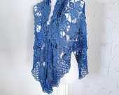 Blauwe boho sjaal,( bruids) sjaal, boho, omslagdoek, poncho, kant gehaakte sjaal, gehaakte bloemensjaal, cadeau voor vrouw, katoenen sjaal