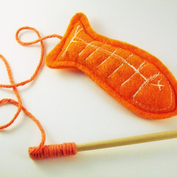 Fish Skeleton Wand Cat Toy / With or Without Organic Catnip / Made in the USA