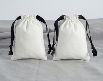 100 PCS Custom Natural Organic Cotton Muslin Drawstring Bags for Jewelry, Wedding Favors & Eco-Friendly Packaging P299
