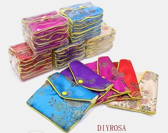NBEADS 12 stuks trekkoord zijden sieradenzakjes, 12 x 14 cm 12 kleuren bloemen geborduurde brokaatzakjes Chinese zijde sieradenzakje cadeauverpakking buidel portemonnee tas voor bruiloft