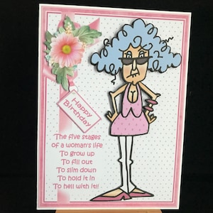 Tarjeta de cumpleaños divertida y humorística para mujeres, mujeres, mujeres, mamá, hermana, abuela, tía, amiga - Stella y las etapas de la vida de una mujer