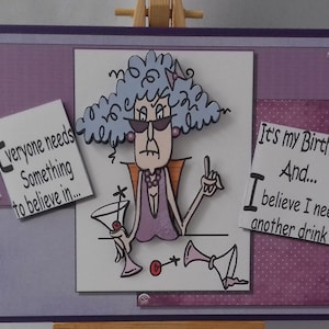Carte d'anniversaire drôle humour femme femme femme sa mère aînée épouse soeur belle-soeur grand-mère tante amie - Stella a besoin d'un verre