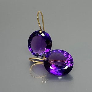 14K Gold Purple Amethyst Statement Earrings (35cts), Amethyst Drop Earrings, February Birthstone Earrings, Amethyst Jewellery Gift For Her.