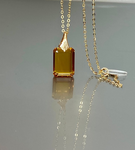 14K Gold Rectangle Citrin Pendant Necklace, Minimalist Birthstone Necklace, November Birthstone, Citrine Jewellery Gift For Her