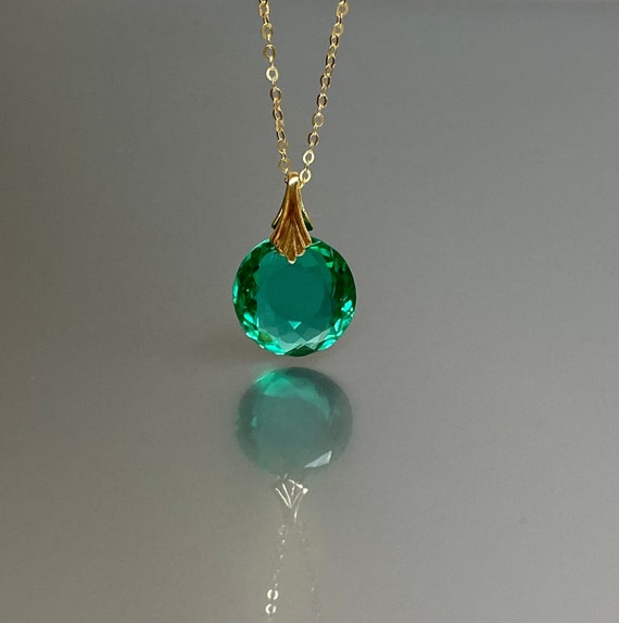 14K SOLID Gold Colombian Emerald  Necklace, Oval Pendant, May Birthstone, Green Stone Necklace, Layering Necklace, Handmade By NAMATAdesigns