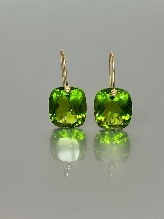 14K Gold Peridot Earrings (26 ct), Minimalist Birthstone  Earrings, Small Earrings,  Peridot  Jewelry Gift For Her, Christmas Gifts
