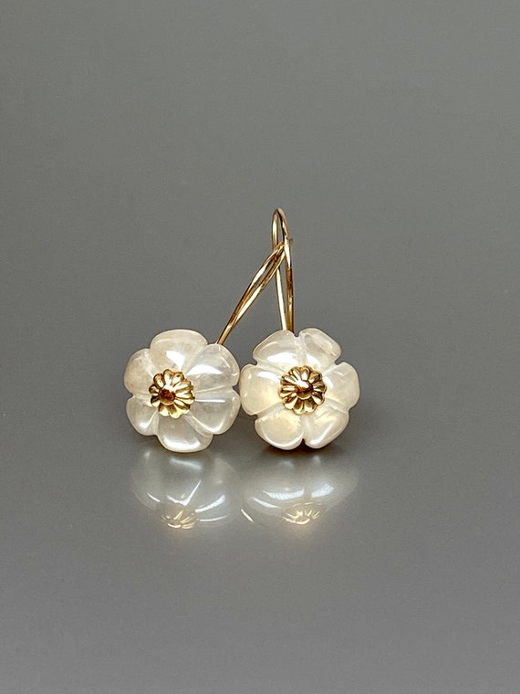 White  Moonstone Gold Earrings, Flower  Drop Earrings, June Birthstone earrings,  Moonstone jewelry For Women.