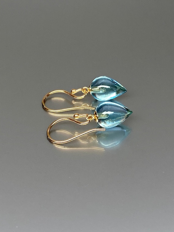 14K SOLID GOLD Genuine Blue Topaz Earrings, Blue Topaz Teardrop Earrings, Sky Blue Earring, December Birthday Gift, Blue Topaz Jewelry.