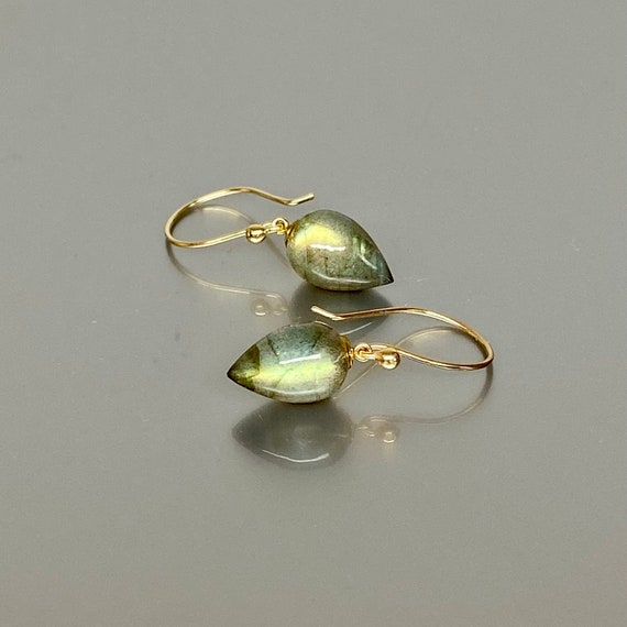14K/18K Gold Solid GOld Green Labradorite Earrings, ONE OF A-KIND, Fire Labradorite Dangle Earrings, Small Earrings, Minimalist Earrings.