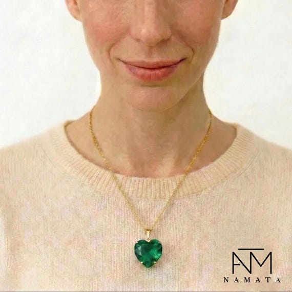 14K Gold Colombian Emerald Heart Necklace, July Birthstone Jewelry Green Stone Pendant, Emerald Jewelry Gift