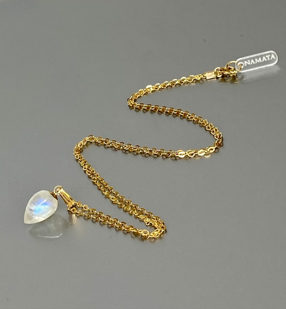 14K Gold Natural Blue Fire Moonstone Necklace, Moonstone Pendant, June Birthstone , Moonstone jewelry For Women