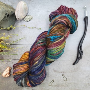 Hand Dyed Yarn in Kitsch in Sync