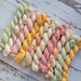 Jeu de fils teints à la main : Ambrosia Mini Yarn Fade, lot de 10 couleurs pastel coordonnées