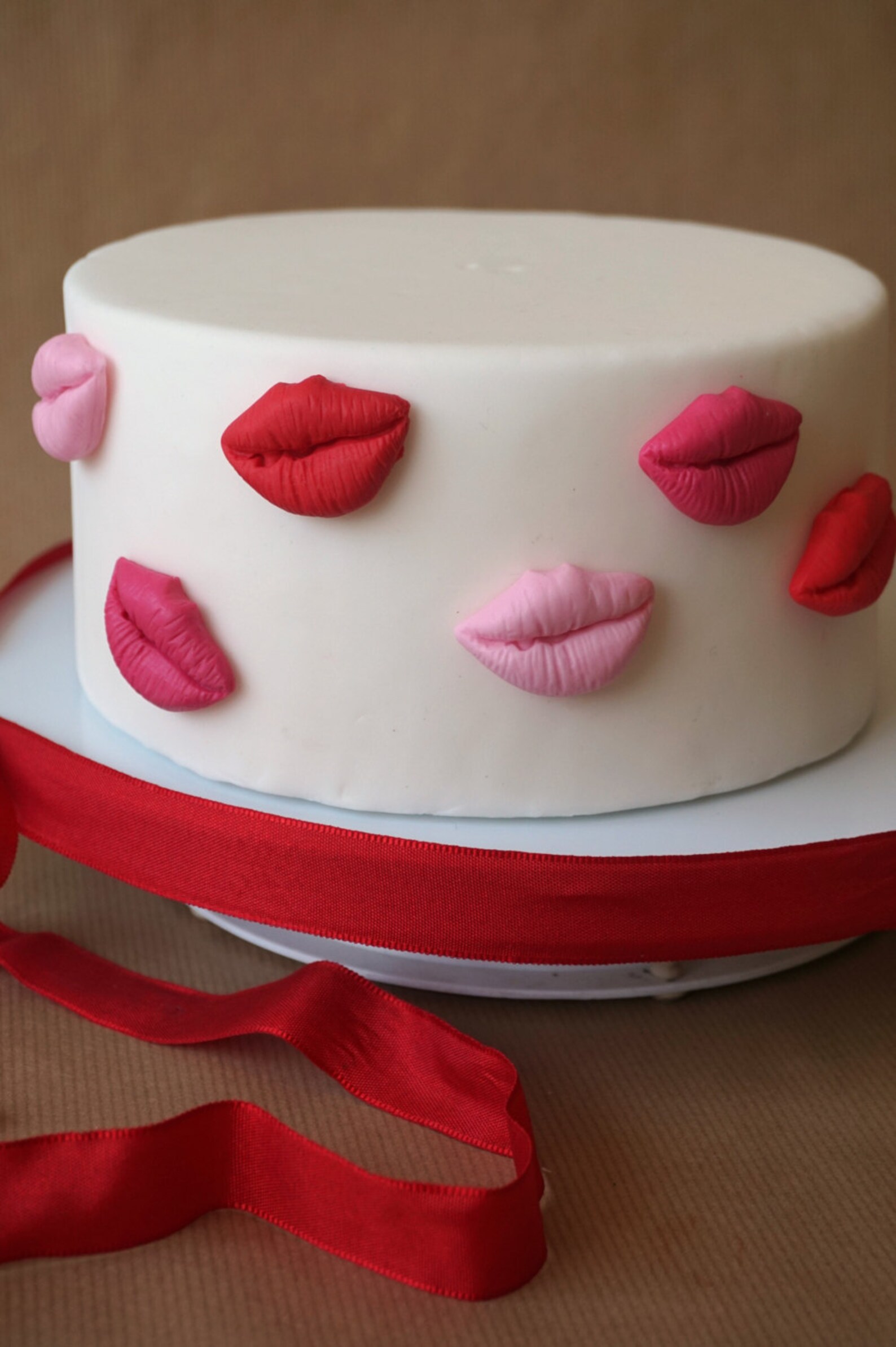 12 Fondant Lips Cake Topper Lips Cupcake Topper Red Lips Etsy