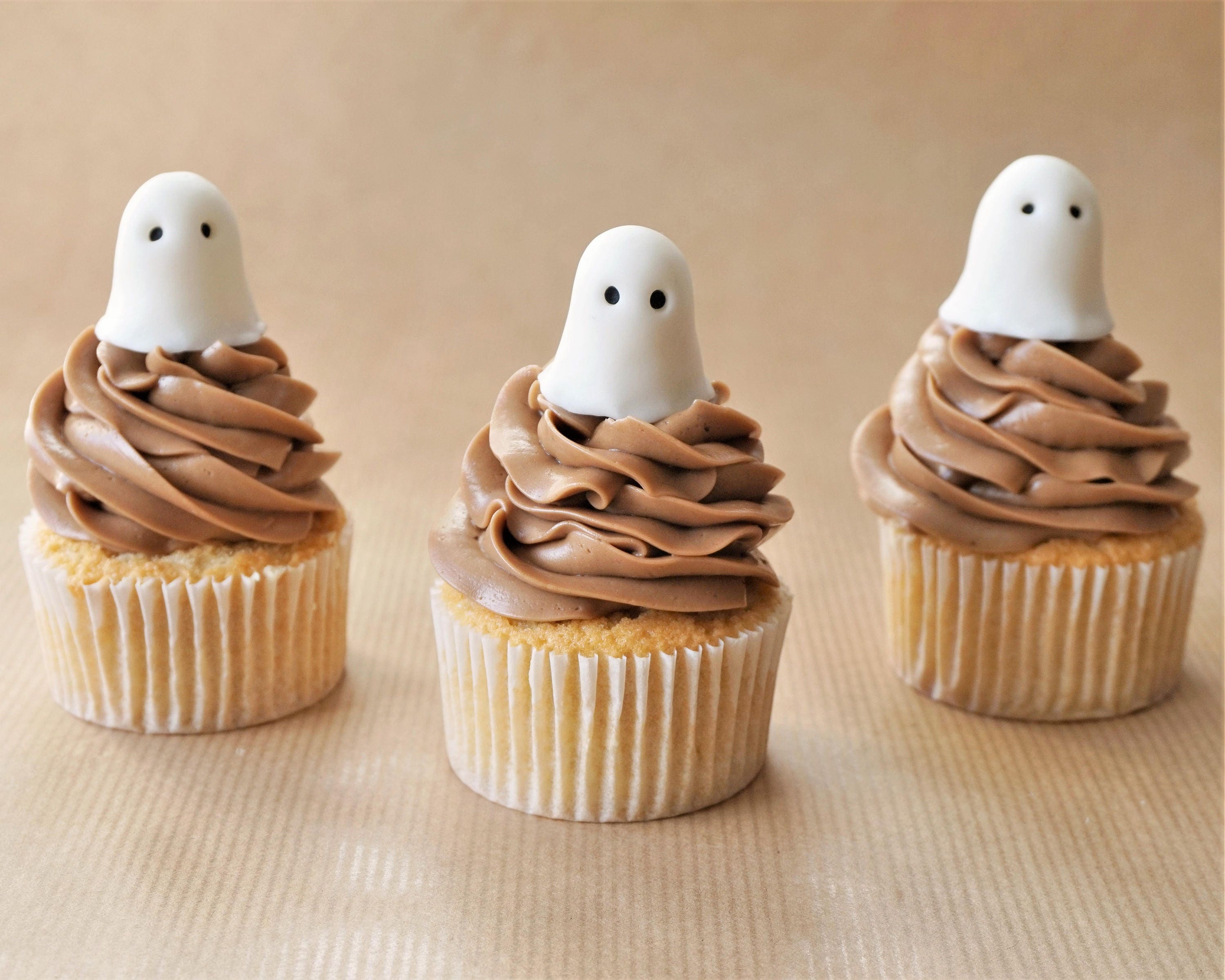12 fondant ghost cupcake toppers ghost topper fondant Etsy