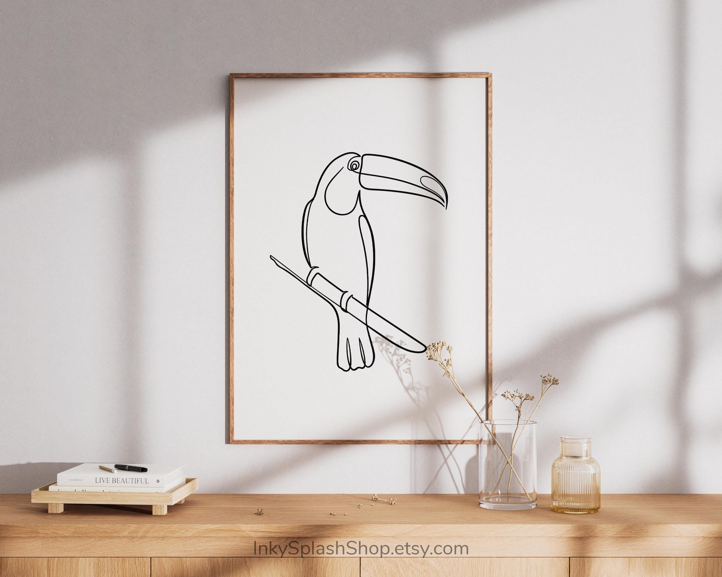 ベッペ・スパダチーニ 額装 アート 大型 オオハシ 鳥 トロピカル レトロ オオハシの線画 - 熱帯の鳥のミニマルなプリント可能なウォールアート