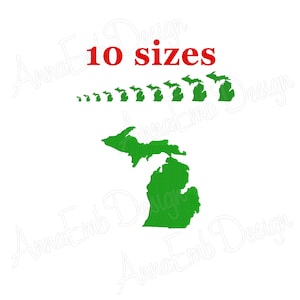 Może przedstawiać: Zielony, haftowany kontur stanu Michigan z czerwonym napisem "10 rozmiarów". Nad dużym konturem Michigan znajduje się 9 mniejszych konturów Michigan, każdy w innym rozmiarze. Tło jest białe.
