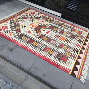 Colorful kilim Rug  58x76 in 147x197 cm Turkish kilim Rugs Traditional kilim Rug Tribal kilim Are Pink kilim Home Decor Bohemian kilim Rugs