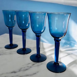 Vintage Set of 4 Hand Blown Cobalt Blue Tall Stem Wine Glasses – Elegant Water Goblets – Artisan Glassware