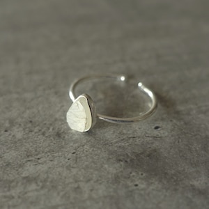 Natural raw moon stone and silver ring - Me and My Mood jewellery