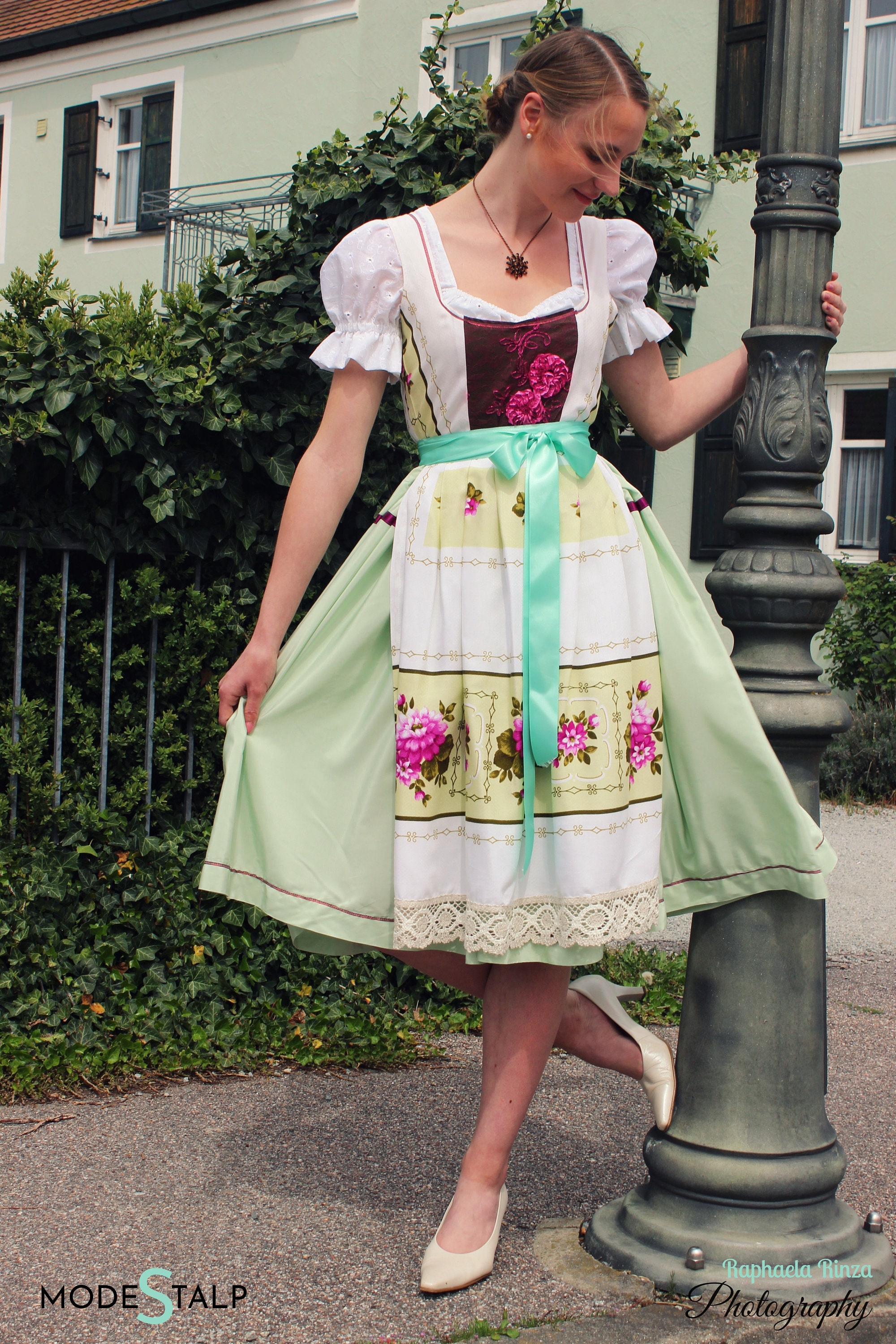 Dubbelzinnig Spuug uit Leerling Dirndl Dress With Apron and Blouse Single Piece Size 36 - Etsy
