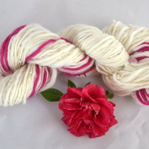 Thick and thin wool yarn bulky, handspun, merino wool