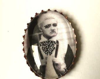 Siouxsie hand embroidered brooch