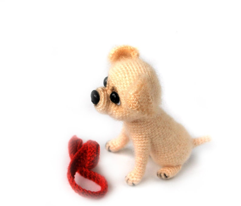 Chihuahua Toy Pet portrait animal Home decor dog Figurine Crochet dog Cute puppy Soft animal Gift for her Collectible dog OOAK Small puppy