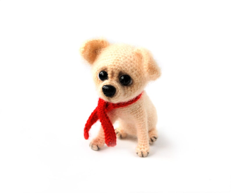 Chihuahua Toy Pet portrait animal Home decor dog Figurine Crochet dog Cute puppy Soft animal Gift for her Collectible dog OOAK Small puppy