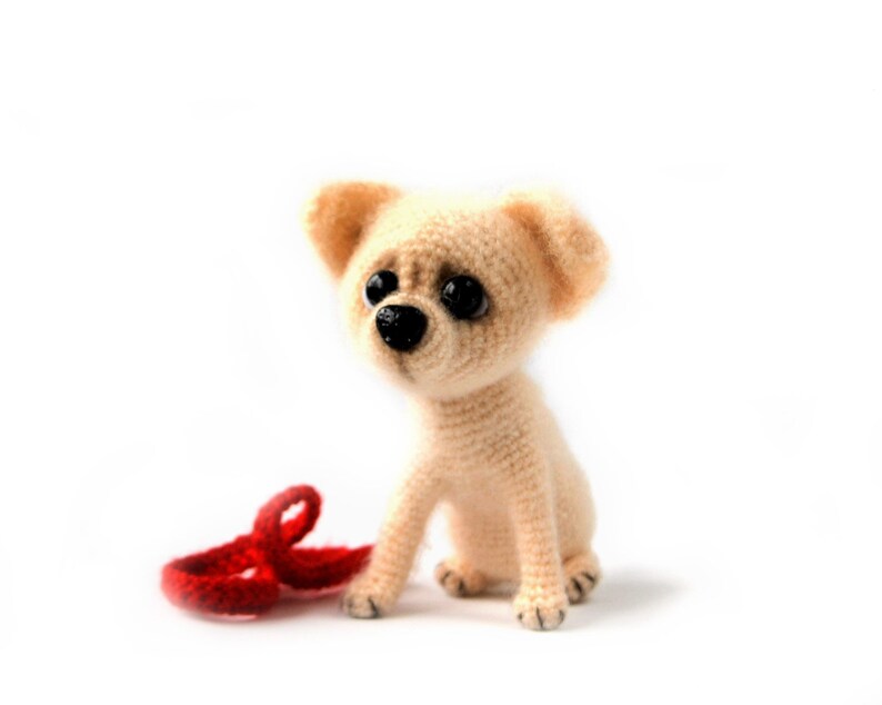 Chihuahua Toy Pet portrait animal Home decor dog Figurine Crochet dog Cute puppy Soft animal Gift for her Collectible dog OOAK Small puppy