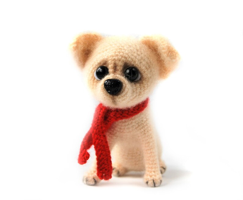 Chihuahua Toy Pet portrait animal Home decor dog Figurine Crochet dog Cute puppy Soft animal Gift for her Collectible dog OOAK Small puppy