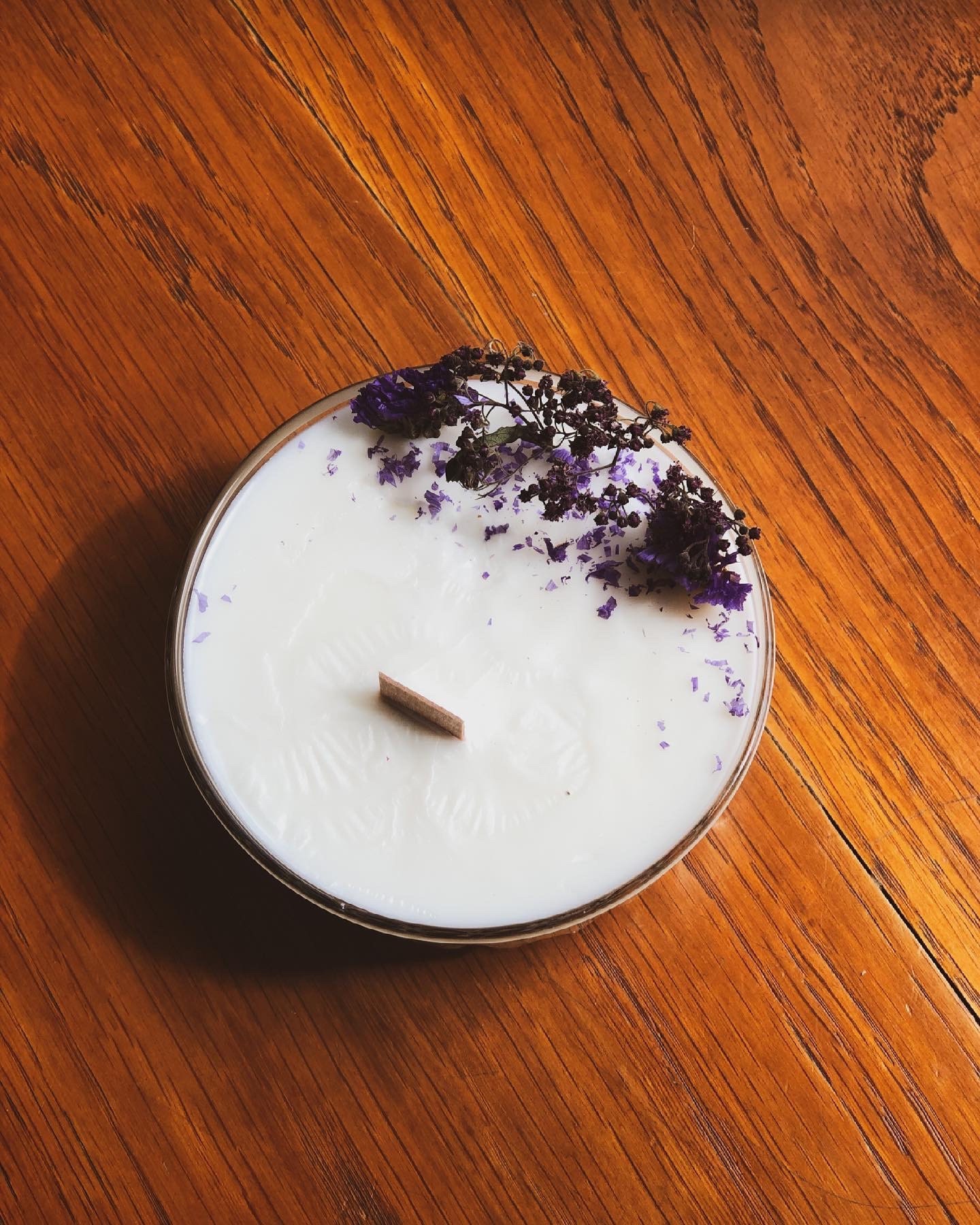 Bougie Parfumée Cire de Soja Naturelle et Fleurs Séchées