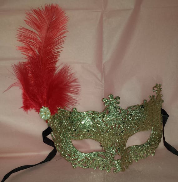 Red Lace Filigree Masquerade Ball Mask Gothic fancy dress Party Diamante