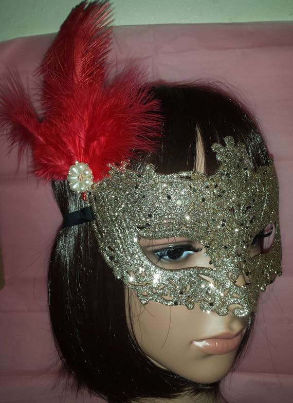 Red Lace Filigree Masquerade Ball Mask Gothic fancy dress Party Diamante