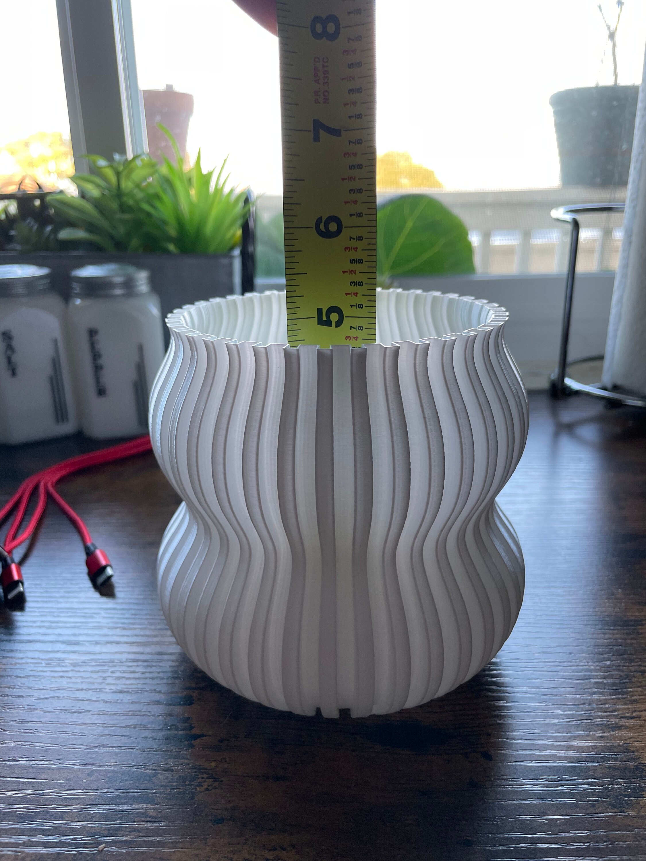 TimonTimon Wobble Vase/Planter