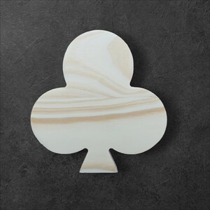 Costume pour cartes de club en bois