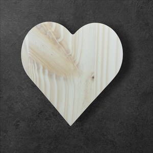Costume de cartes coeur en bois