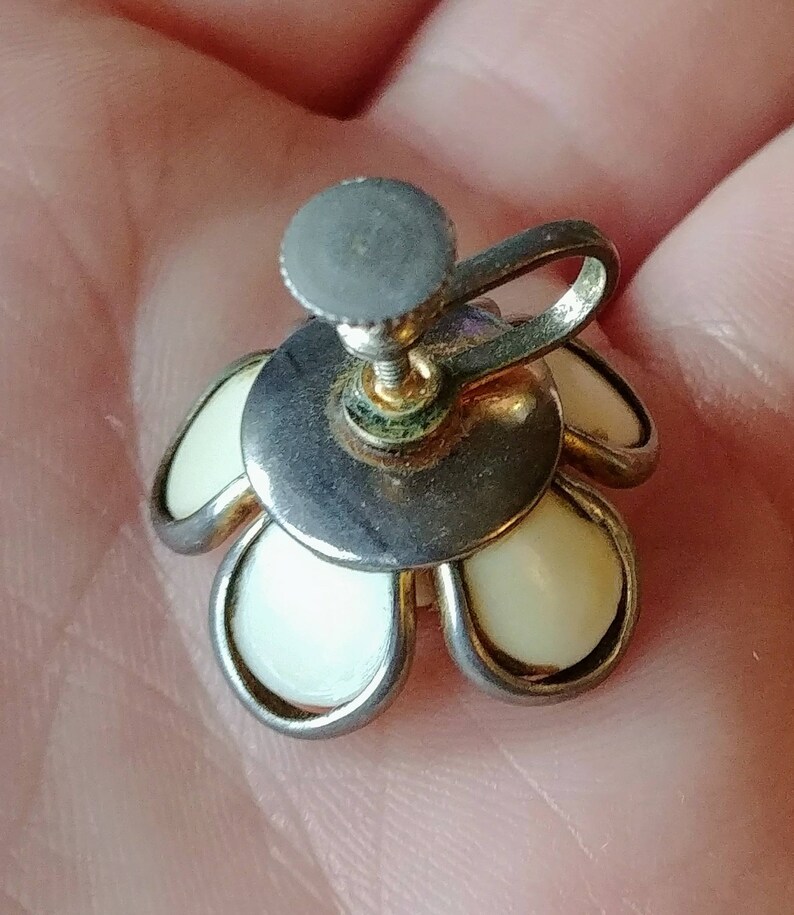 Vintage Clip On Earrings Mod Modern Industrial Fashion Runway Retro Statement Earrings Art Deco Flower Metal 80s 1980s