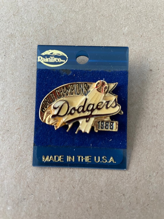 Dodgers and Giants Collectible Pins - image 3