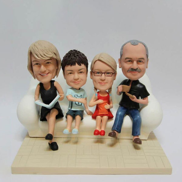 Custom family figurine | bobblehead | statues