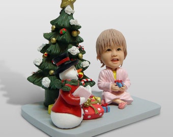 Figurine personnalisée pour Noël -Le cadeau de Noël parfait pour la famille ou l’ami!