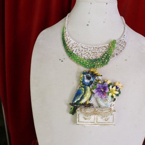 Joyería de arte Efecto 3D Adorable Loro Ventana Flor Pod Collar Colgante imagen 6