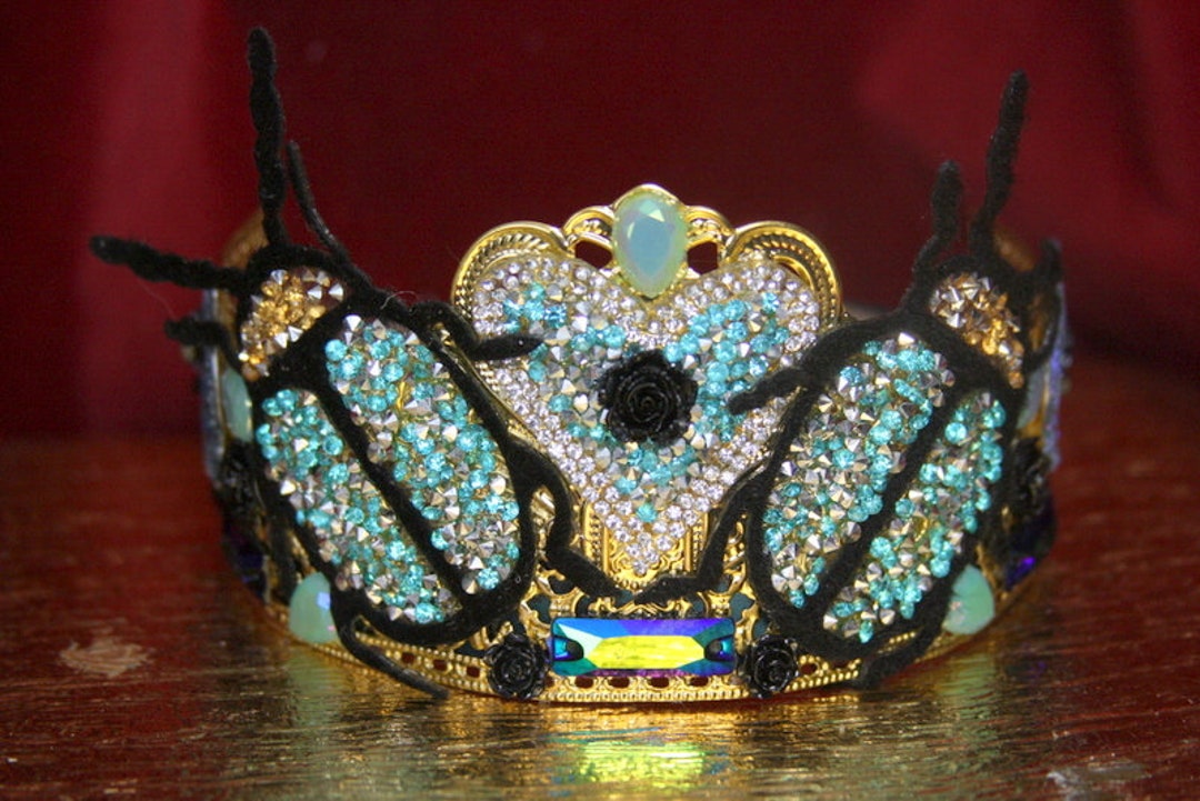 Baroque Aqua Heart Embellished Headband - Etsy display picture 1