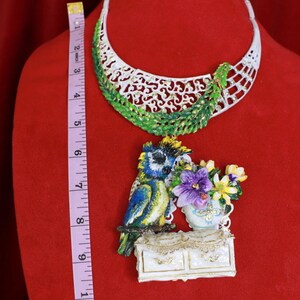 Joyería de arte Efecto 3D Adorable Loro Ventana Flor Pod Collar Colgante imagen 5