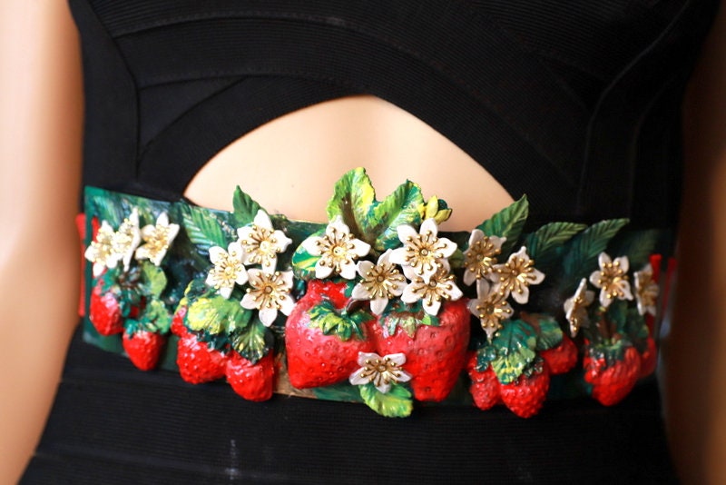 Get Fruity With Gucci's Sequined Bags Adorned With Strawberries -  BAGAHOLICBOY